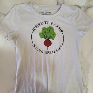The Office womens juniors small dwight Schrute Farms Bed & Breakfast tee shirt